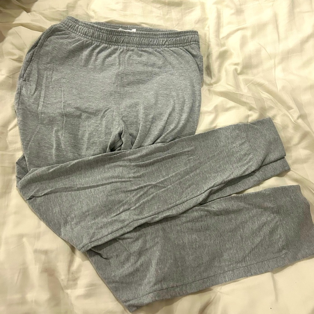 NWOT Hanes Women’s Gray Joggers, Medium
